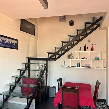 Livia Lägenhetshotell Tirana